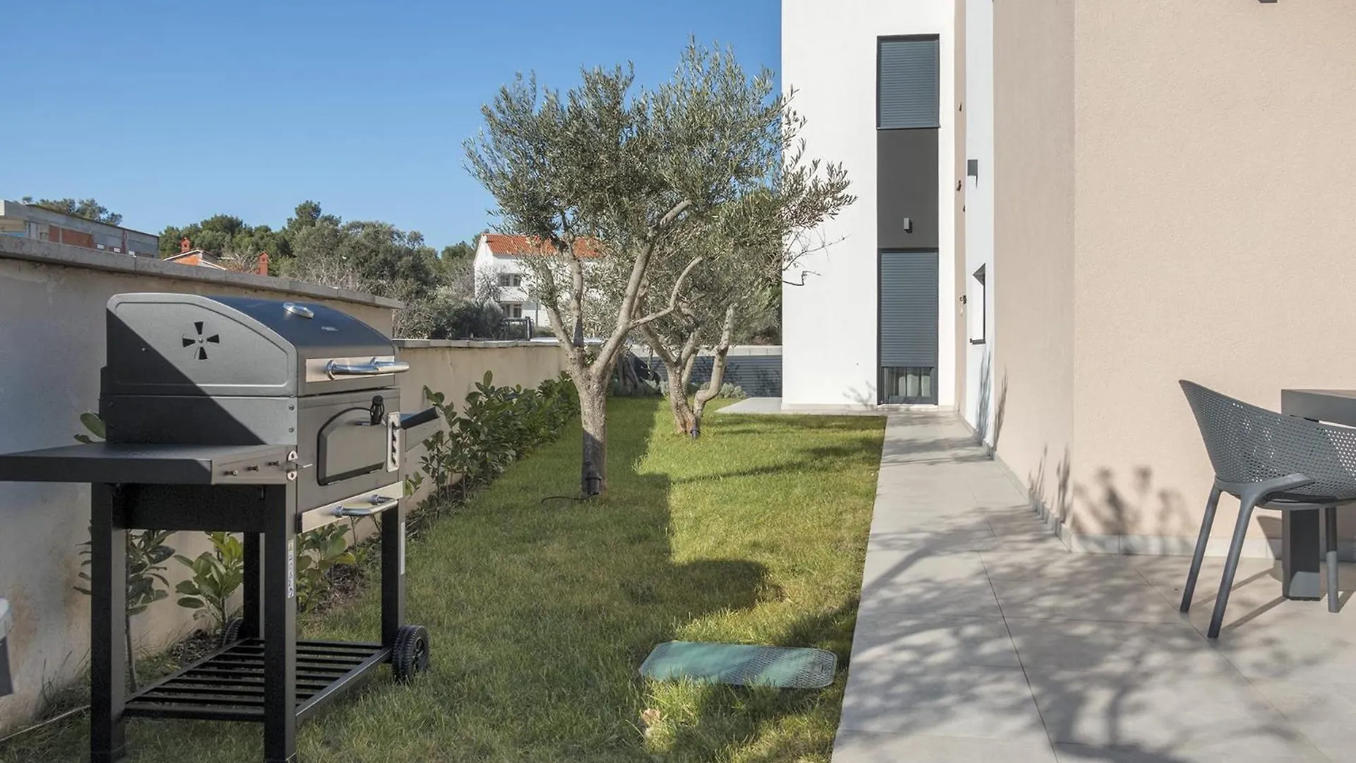 Luxury Villa With Private Heated Pool Premantura