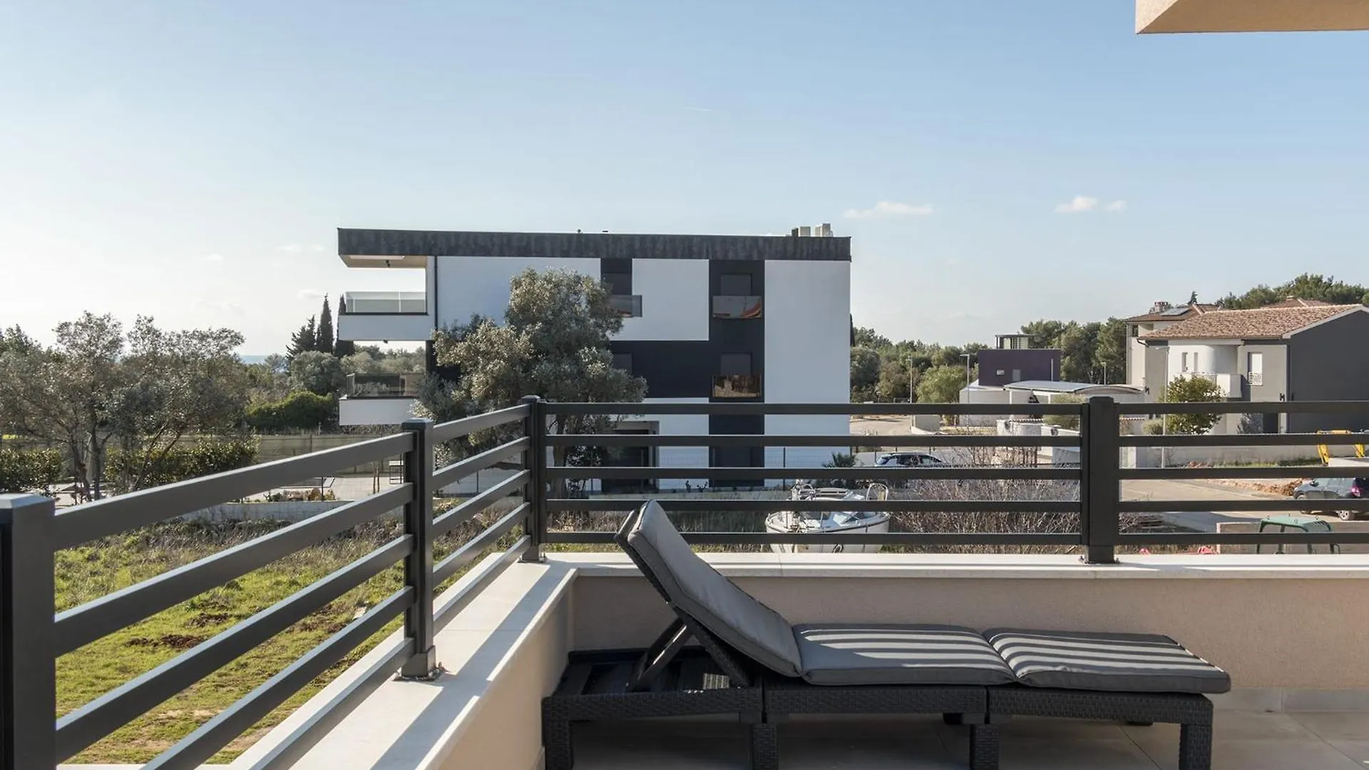 Luxury Villa With Private Heated Pool Premantura