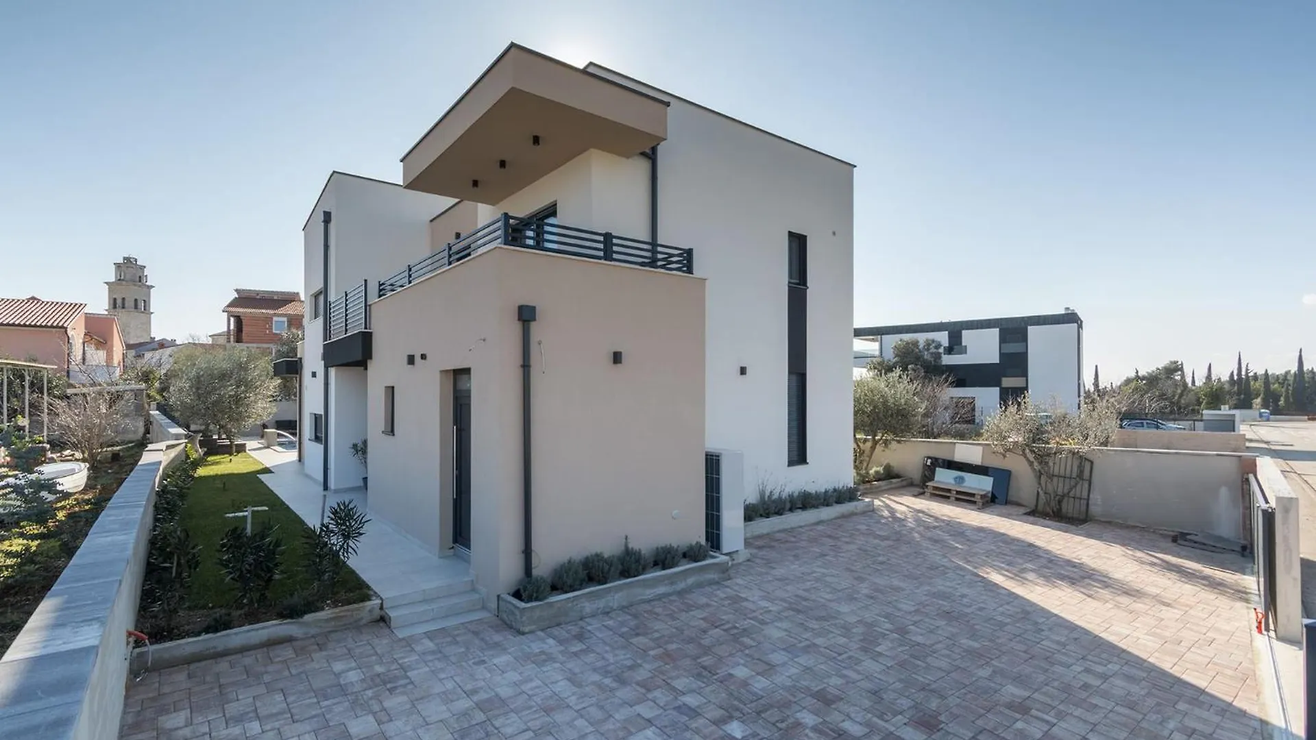 Luxury Villa With Private Heated Pool Premantura